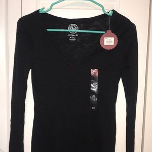 Black Long Sleeve Tee